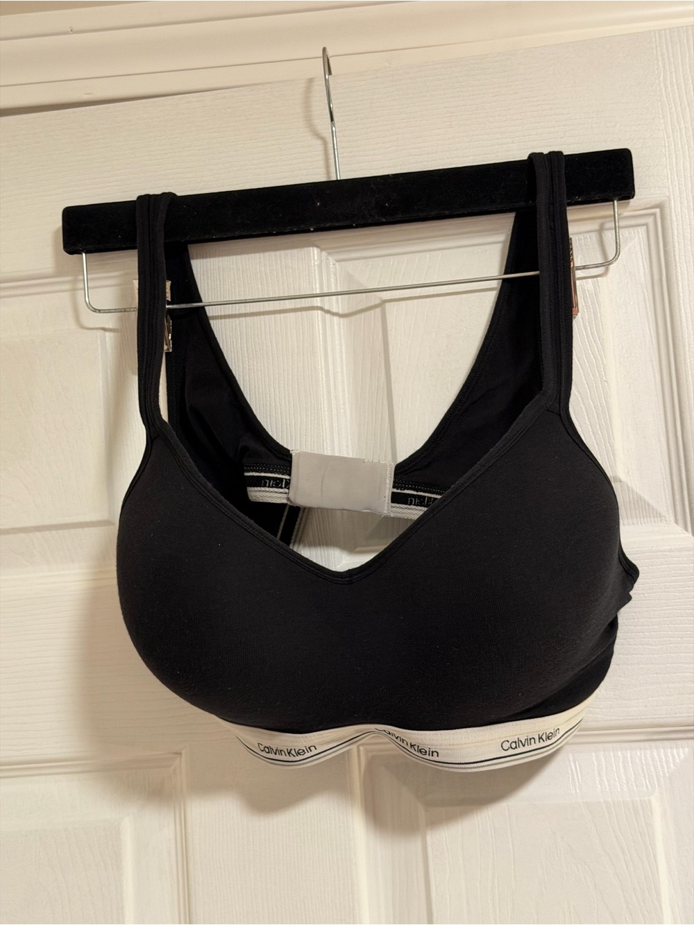 Calvin Klein Black Wireless Comfort Bra- Size XL